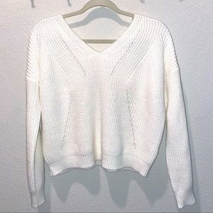 White knit sweater (size: medium)